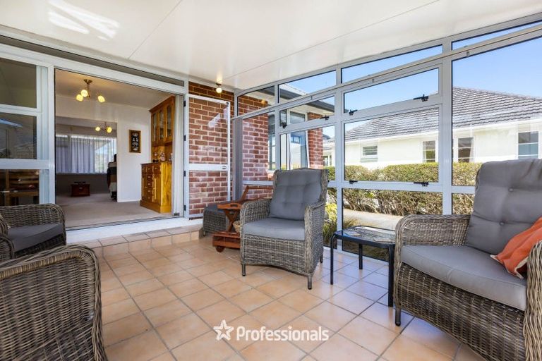 Photo of property in 34 Oxford Crescent, Ebdentown, Upper Hutt, 5018