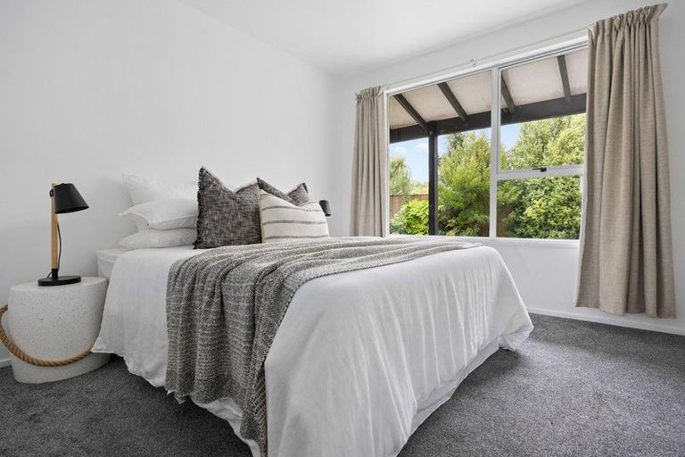 Photo of property in 25 Dunbarton Street, Redwood, Christchurch, 8051