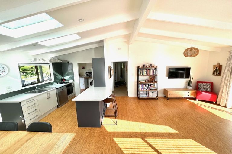 Photo of property in 54 Gledstane Road, Stanmore Bay, Whangaparaoa, 0932