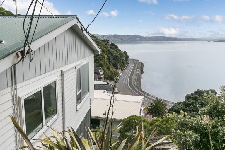 Photo of property in 2/15 Kio Road, Hataitai, Wellington, 6021