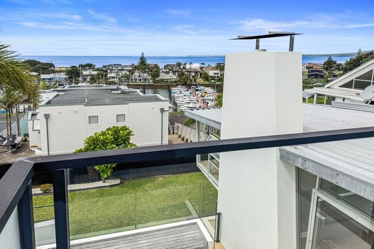 Photo of property in 1/27 Prospect Terrace, Milford, Auckland, 0620