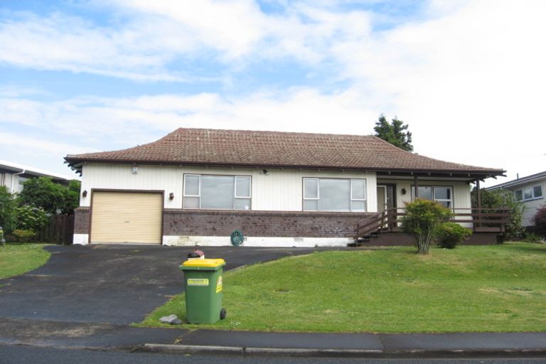 Photo of property in 5 Tatariki Street, Rosehill, Papakura, 2113