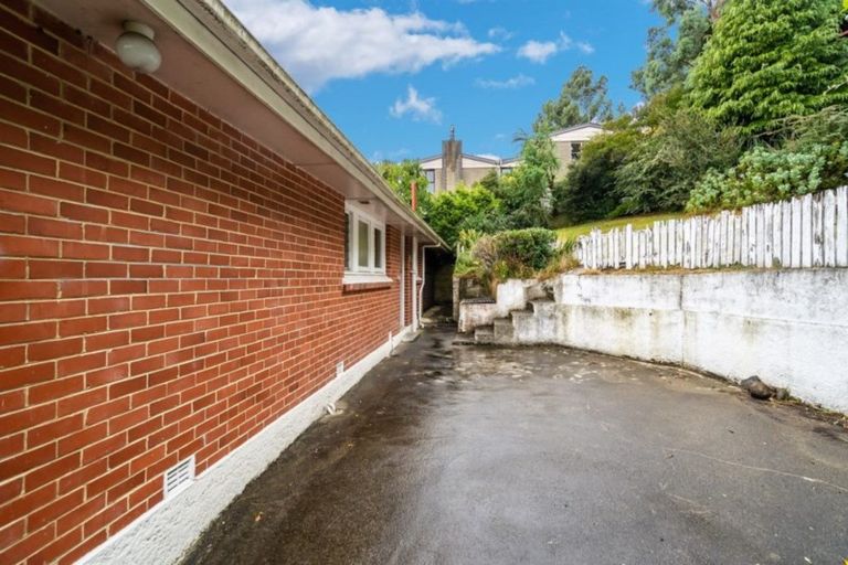 Photo of property in 32 Hocken Street, Kenmure, Dunedin, 9011