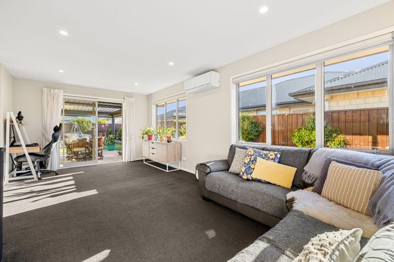 Photo of property in 52 Bradbury Avenue, Rolleston, 7614