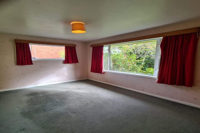 Photo of property in 5 Wyatt Place, Russley, Christchurch, 8042