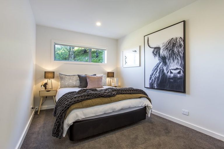 Photo of property in 8a Huka Road, Birkenhead, Auckland, 0626