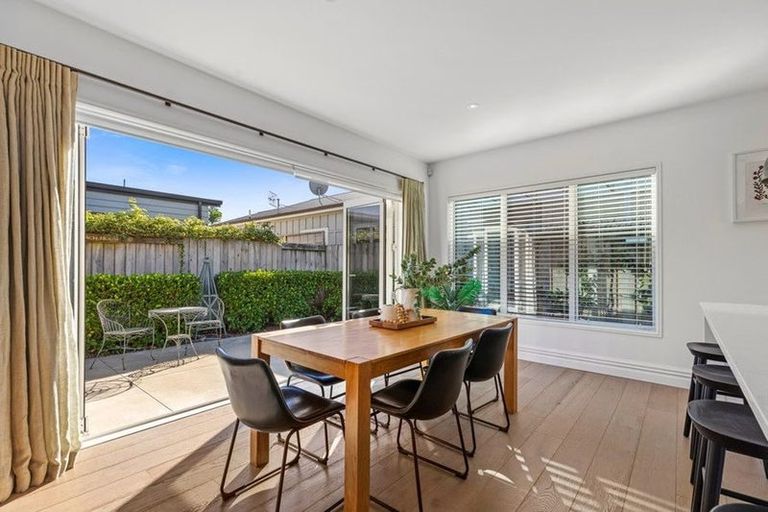 Photo of property in 1 Ascarina Way, Papamoa Beach, Papamoa, 3118