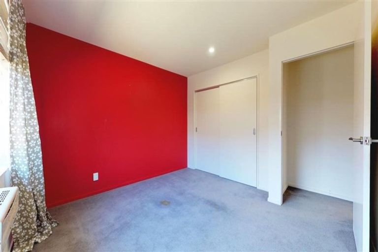 Photo of property in 16 Cheetwood Street, Churton Park, Wellington, 6037