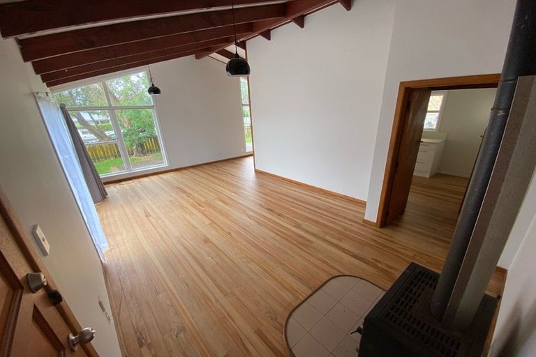 Photo of property in 95 Ennis Avenue, Pakuranga Heights, Auckland, 2010