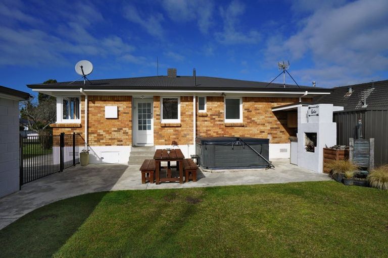 Photo of property in 33 Beech Crescent, Hillcrest, Hamilton, 3216