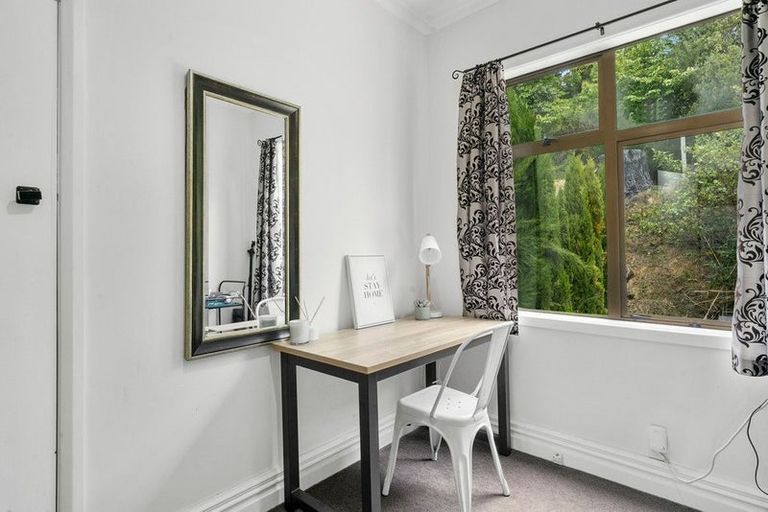 Photo of property in 4 Hillside Drive, Maoribank, Upper Hutt, 5018