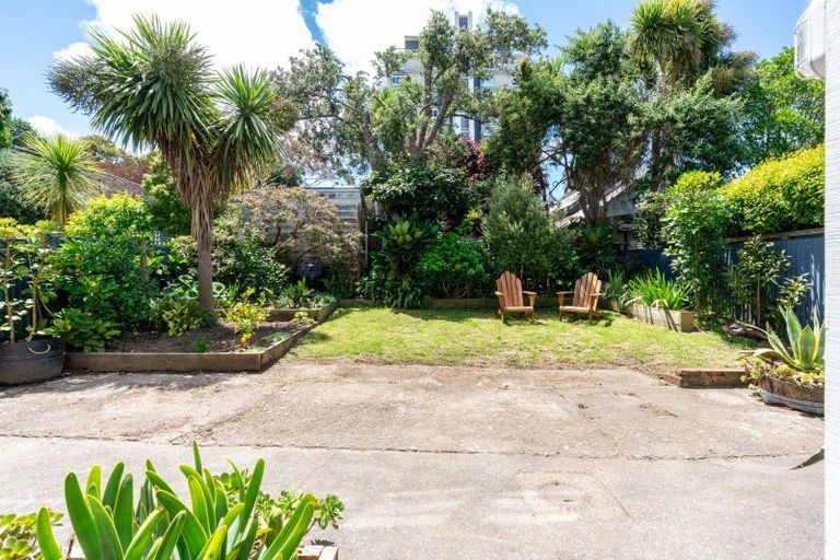 Photo of property in 36 Aro Street, Aro Valley, Wellington, 6021