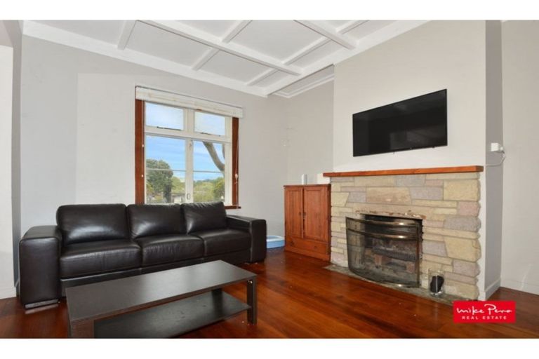 Photo of property in 87 George Street, Hikurangi, 0114