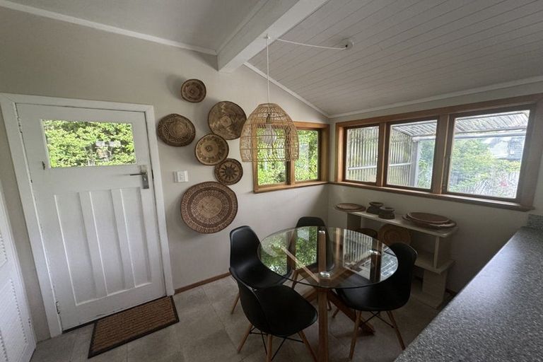 Photo of property in 26 Burma Road, Khandallah, Wellington, 6035