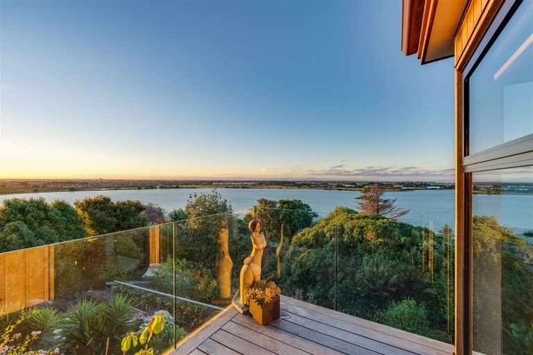 Photo of property in 45 Saint Andrews Hill Road, Mount Pleasant, Christchurch, 8081