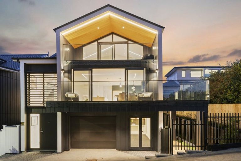 Photo of property in 47d Hastings Road, Mairangi Bay, Auckland, 0630