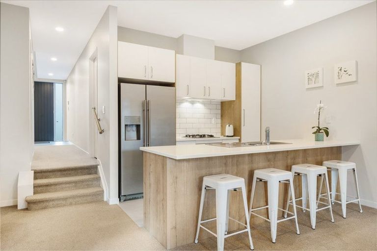 Photo of property in 29 Bight Road, Long Bay, Auckland, 0630