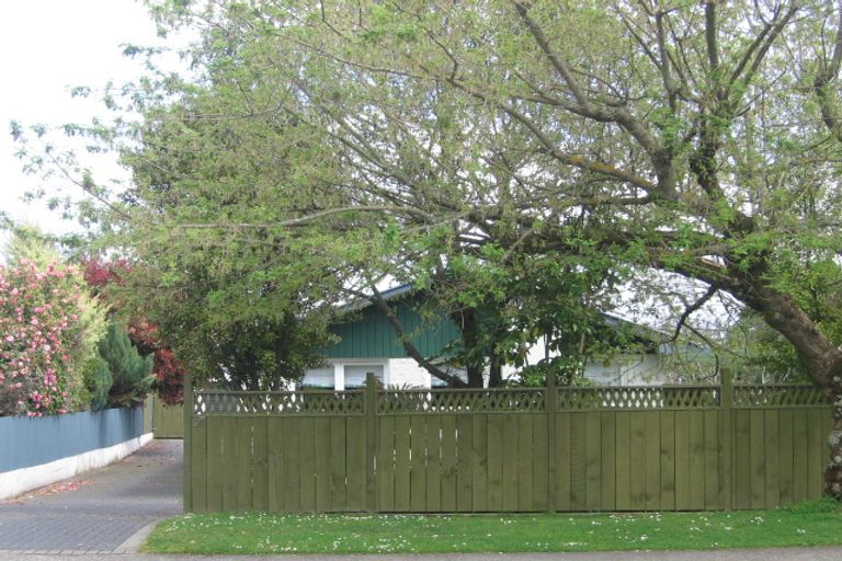 Photo of property in 25 Wharenui Road, Owhata, Rotorua, 3010