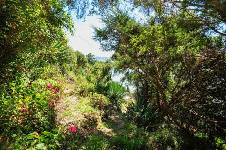 Photo of property in 46 Bayview Road, Charteris Bay, Lyttelton, 8971