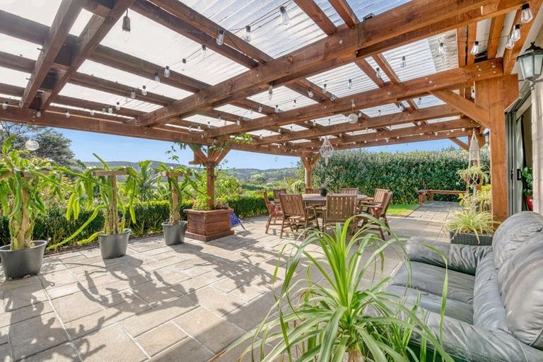 Photo of property in 42 Urumaraki Avenue, Helensville, 0800