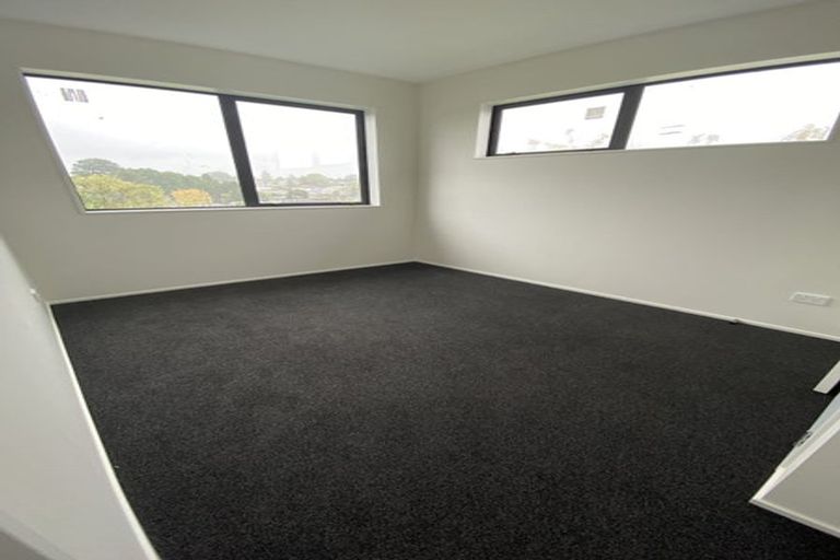 Photo of property in 22a Tui Crescent, Manurewa, Auckland, 2102