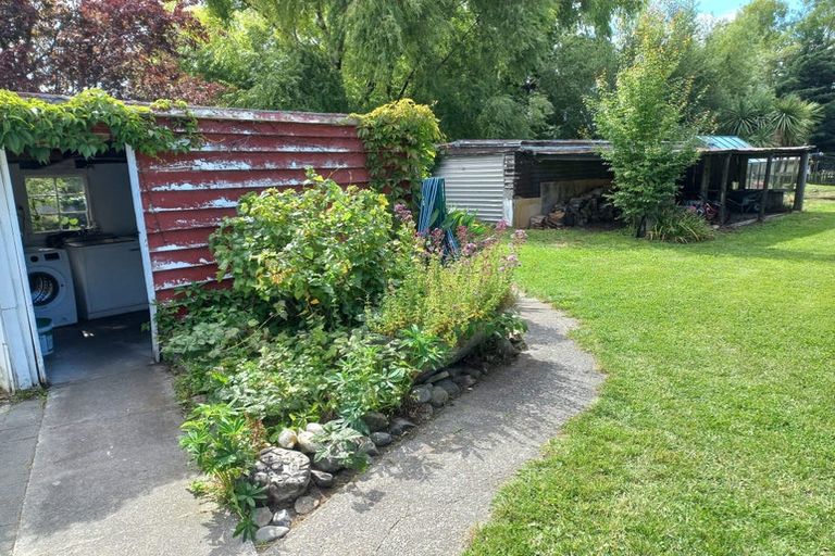 Photo of property in 15 High Street, Hawarden, 7385