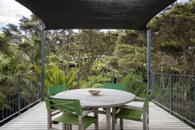 Photo of property in 100b Greenslade Road, Raglan, 3295