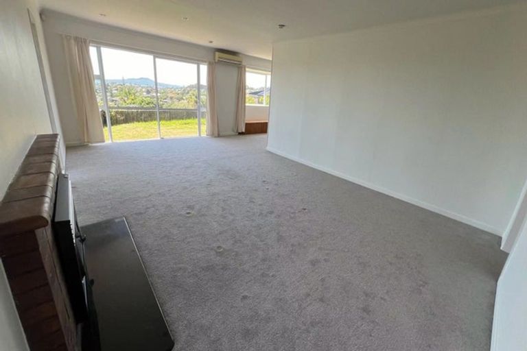 Photo of property in 373 East Coast Road, Mairangi Bay, Auckland, 0630