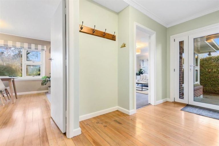 Photo of property in 115 Saint Martins Road, Saint Martins, Christchurch, 8022