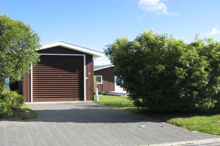 Photo of property in 30 Nisbet Terrace, Kinloch, Taupo, 3377