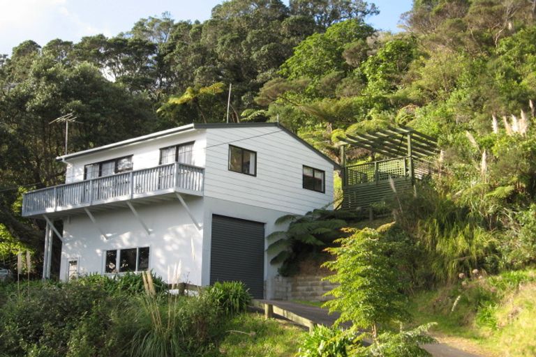 Photo of property in 156 Paku Drive, Tairua, 3508