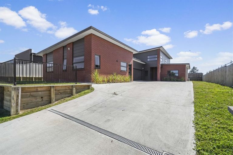 Photo of property in 13 Kapua Crescent, Rototuna North, Hamilton, 3210