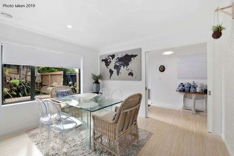 Photo of property in 7 Claverton Grove, Churton Park, Wellington, 6037