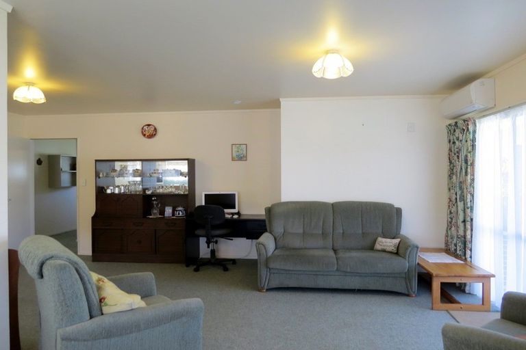 Photo of property in 5 Allman Drive, Coromandel, 3506