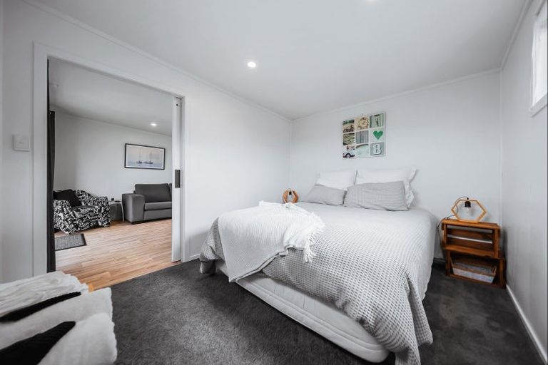 Photo of property in 18 Moana Crescent, Mangakino, 3421