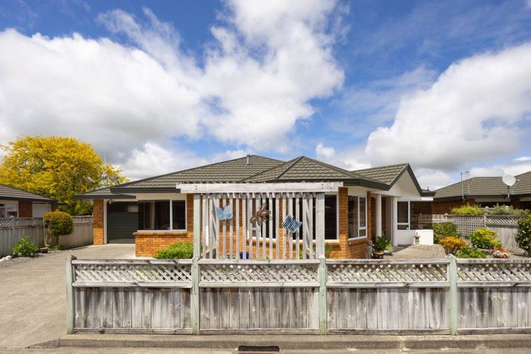 Photo of property in 2 Perreau Court, Feilding, 4702