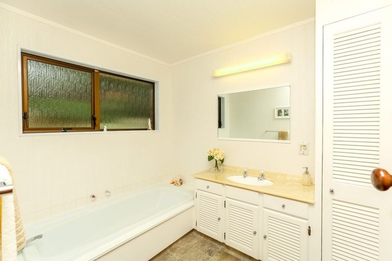 Photo of property in 107a Clawton Street, Westown, New Plymouth, 4310