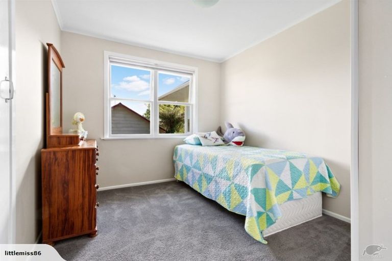 Photo of property in 1/20a Evans Road, Glen Eden, Auckland, 0602
