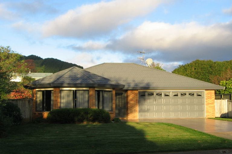 Photo of property in 19b Karu Crescent, Waikanae, 5036