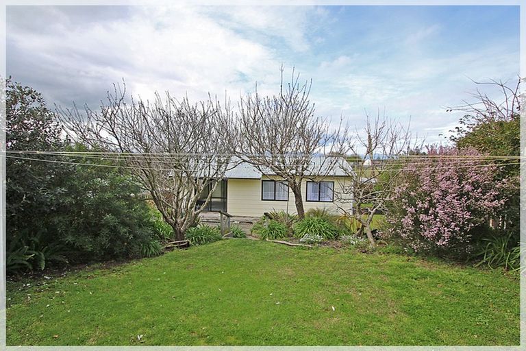 Photo of property in 65 Thomas Place, Foxton Beach, Foxton, 4815