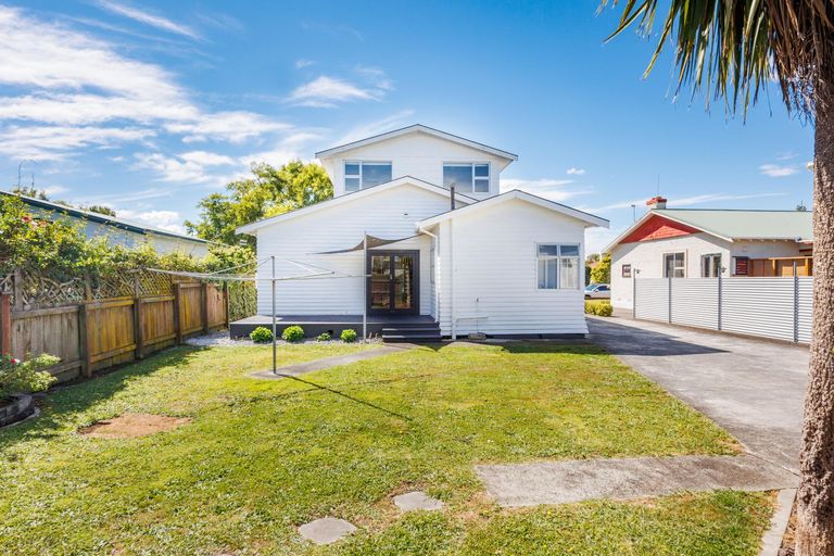 Photo of property in 7 Karaka Street, Hokowhitu, Palmerston North, 4410