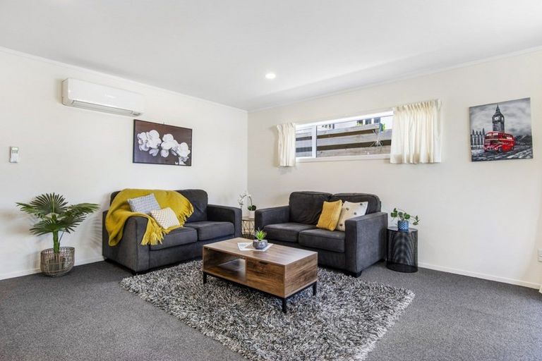 Photo of property in 3b Russell Place, Brookfield, Tauranga, 3110