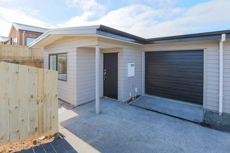 Photo of property in 2/19 Onukutara Place, Huntington, Hamilton, 3281
