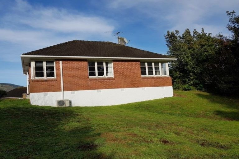 Photo of property in 27 Mckillop Street, Ranui, Porirua, 5024