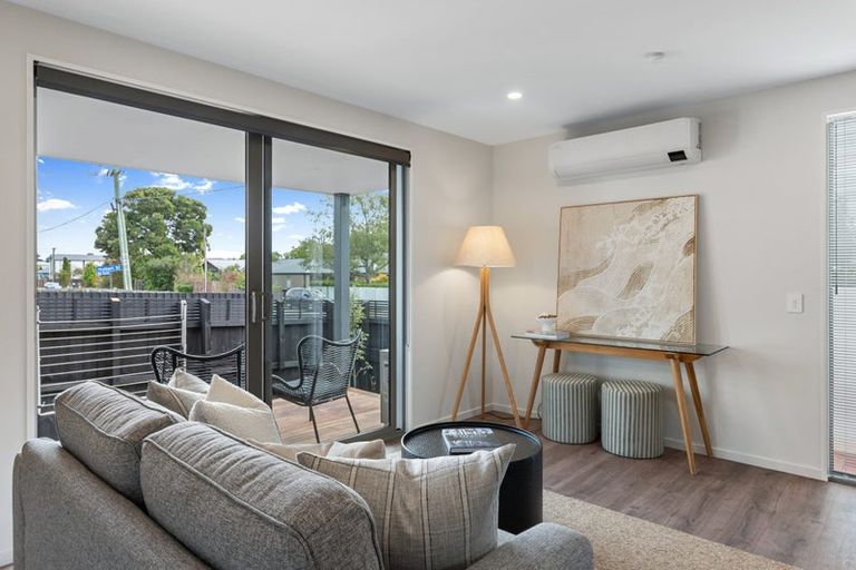 Photo of property in 1/62 Wyon Street, Linwood, Christchurch, 8062