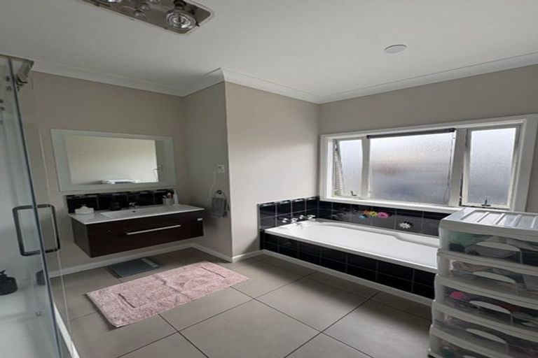 Photo of property in 3 Cassino Crescent, Onekawa, Napier, 4110