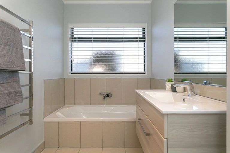 Photo of property in 3 The Grove, Nukuhau, Taupo, 3330