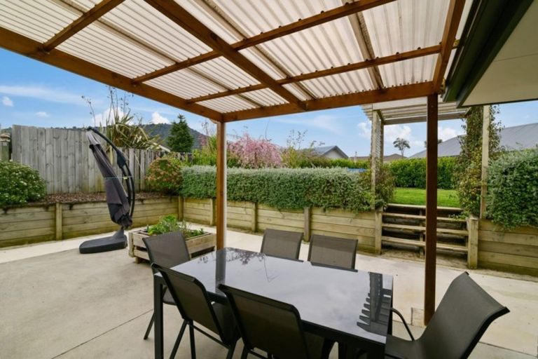 Photo of property in 25 Hamon Place, Pukehangi, Rotorua, 3015