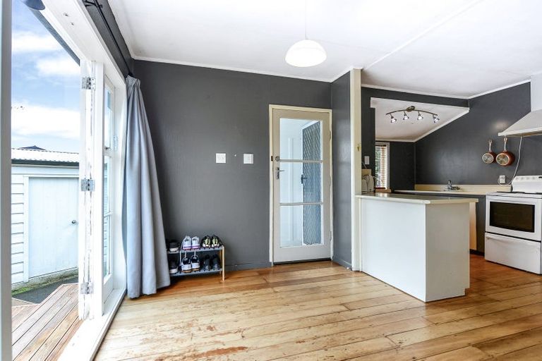 Photo of property in 2 Haultain Street, Fairfield, Hamilton, 3214