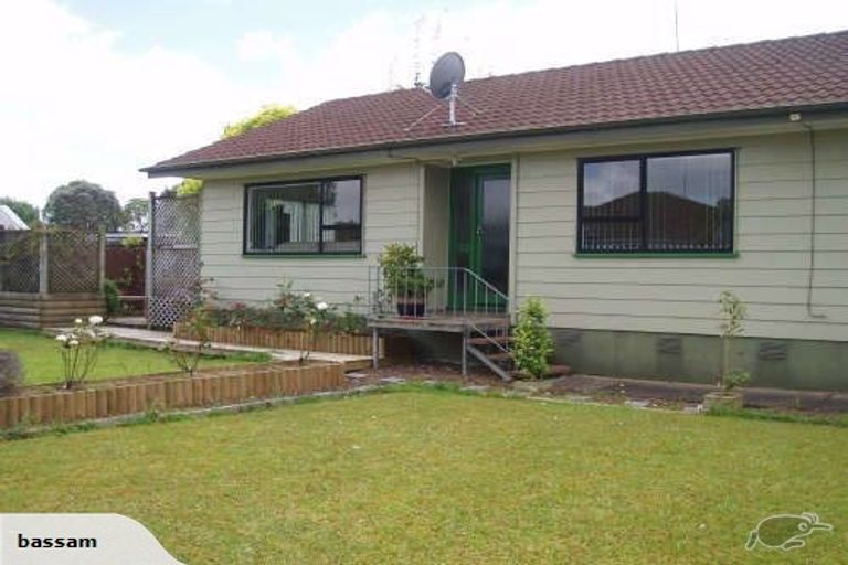 Photo of property in 83 Santiago Crescent, Unsworth Heights, Auckland, 0632